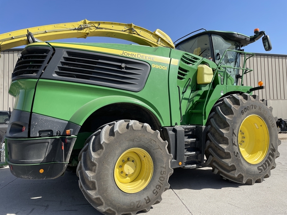 2020 John Deere 9900 Forage Harvester