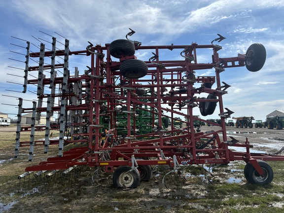 2011 Wil-Rich Quad X2 Field Cultivator