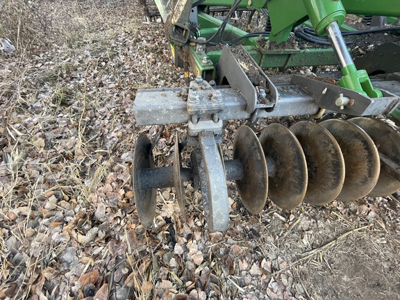 John Deere 726 Mulch Finisher