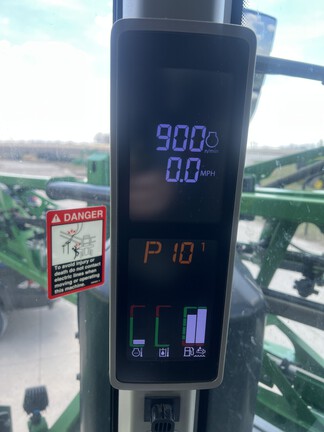 2023 John Deere 612R Sprayer/High Clearance