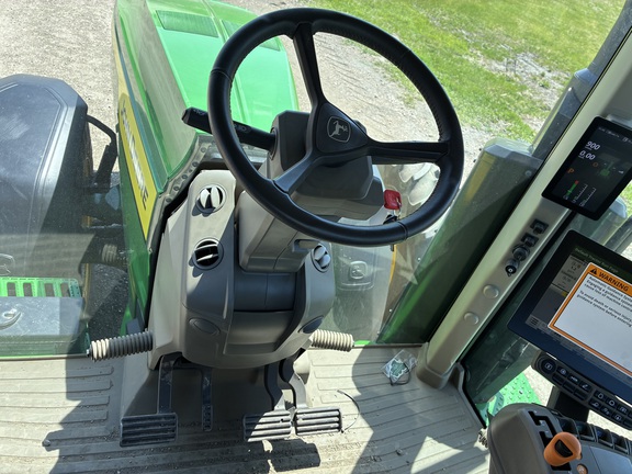 2024 John Deere 8R 370 Tractor