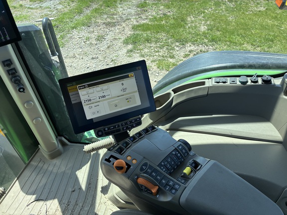 2024 John Deere 8R 370 Tractor