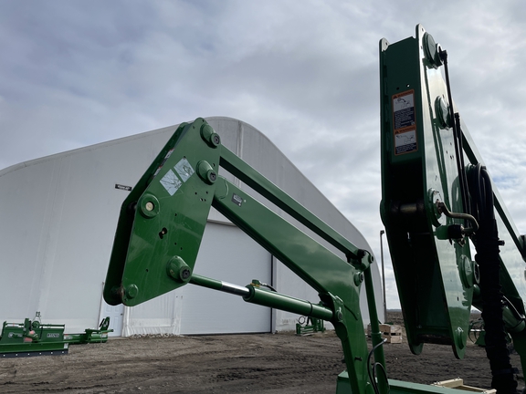 2011 John Deere H480 Loader