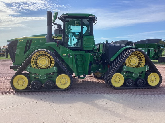 2024 John Deere 9RX 640 Tractor Rubber Track