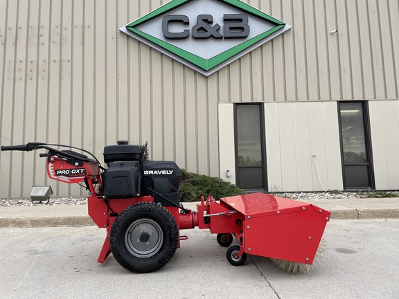 2019 Gravely pro-QXT Mower/Commercial Walk