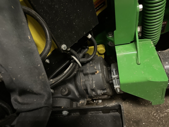 2023 John Deere 772 Header Forage