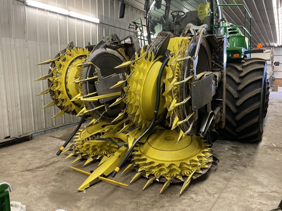 2023 John Deere 772 Header Forage