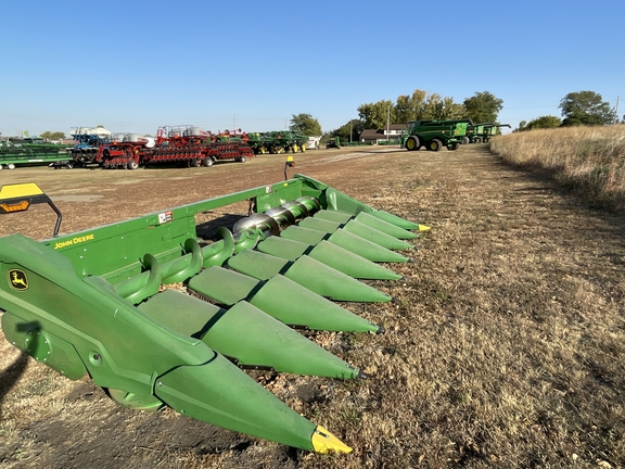 2023 John Deere C8R Header Corn Head