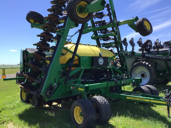 2016 John Deere 1990 Air Seeder