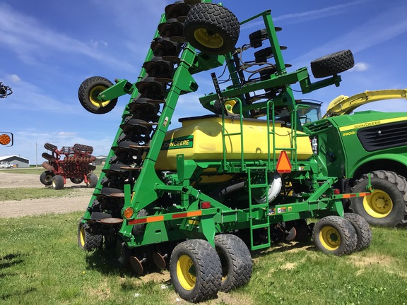 2016 John Deere 1990 Air Seeder
