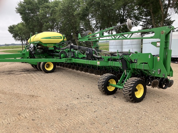 2020 John Deere DB60 Planter