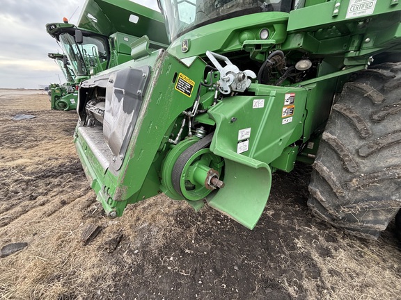 2016 John Deere S690 Combine
