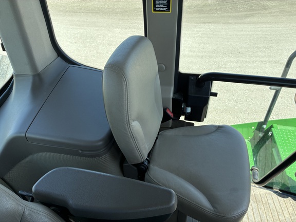 2021 John Deere 9620RX Tractor Rubber Track