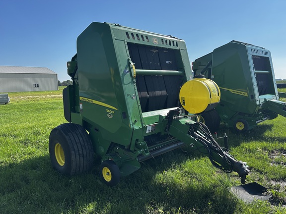 2020 John Deere 560R Baler/Round