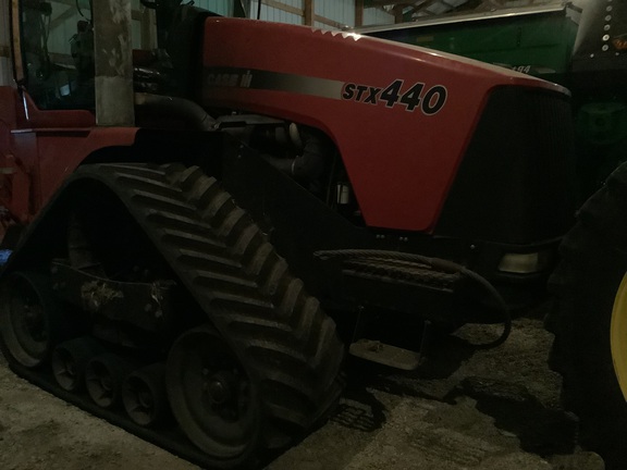 2001 Case IH STX440Q Tractor Rubber Track