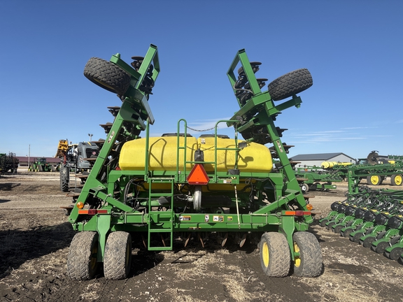 2003 John Deere 1690 Air Seeder