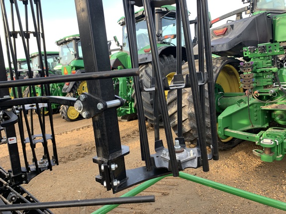 2023 John Deere 2230 Field Cultivator