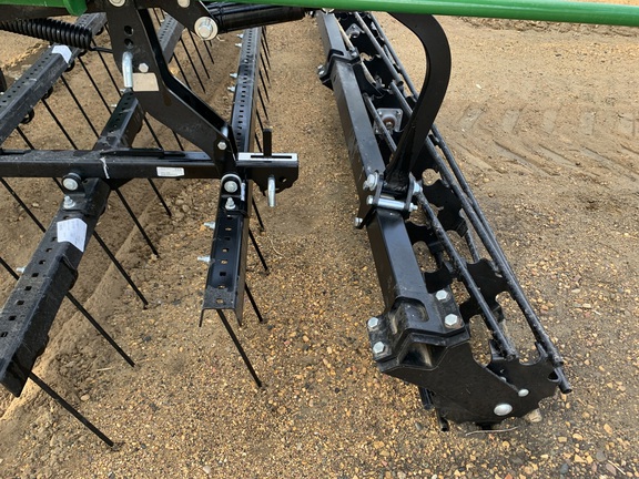 2023 John Deere 2230 Field Cultivator