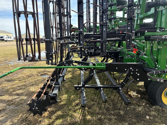 2023 John Deere 2230FH Field Cultivator