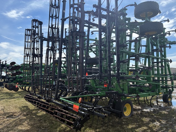 2023 John Deere 2230FH Field Cultivator