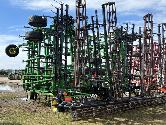 2023 John Deere 2230FH Field Cultivator