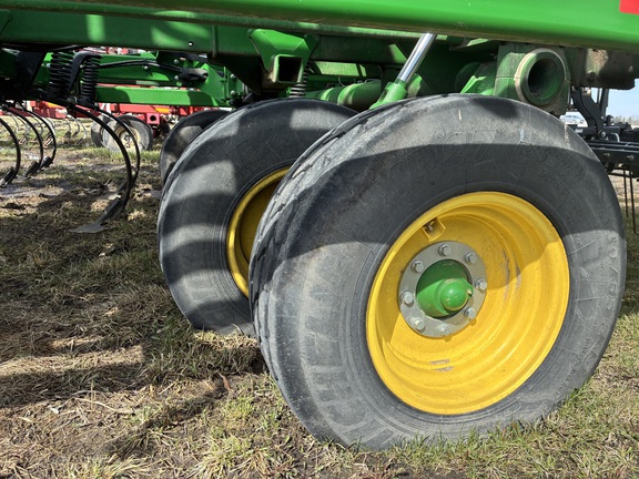 2023 John Deere 2230FH Field Cultivator