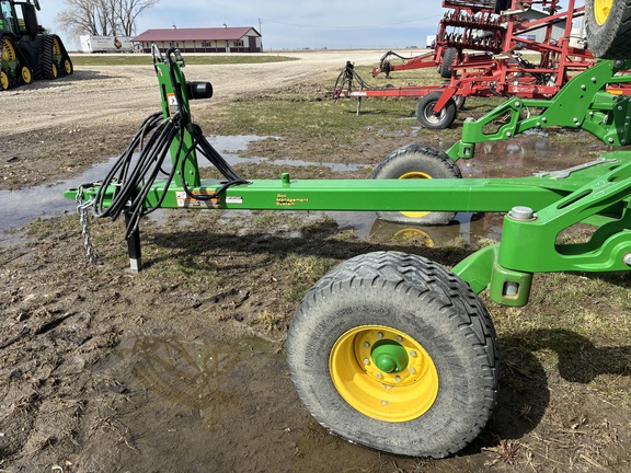 2023 John Deere 2230FH Field Cultivator