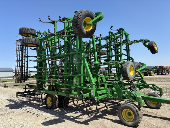 2023 John Deere 2230FH Field Cultivator