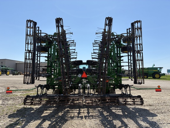 2023 John Deere 2230FH Field Cultivator