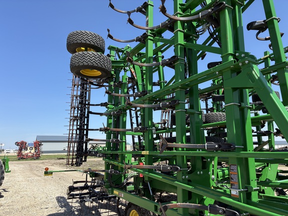 2023 John Deere 2230FH Field Cultivator