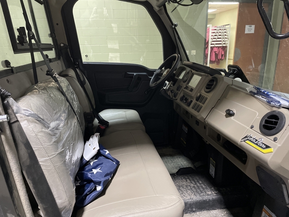 2023 John Deere XUV 865R ATV