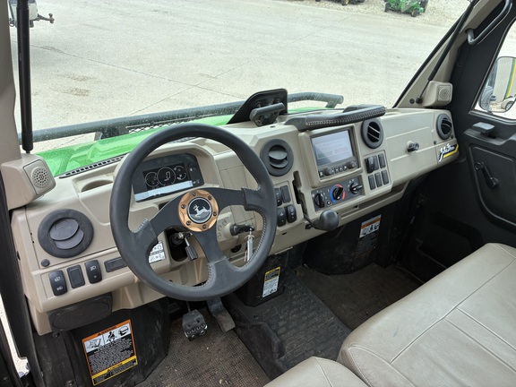 2023 John Deere XUV 865R ATV