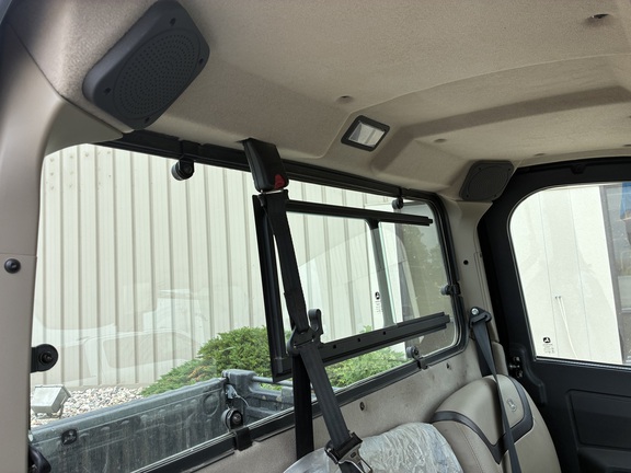 2023 John Deere XUV 865R ATV