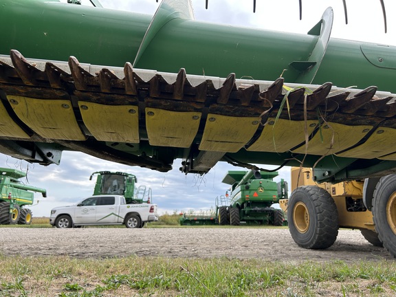 2018 John Deere 635F Header Combine
