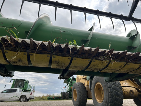 2018 John Deere 635F Header Combine