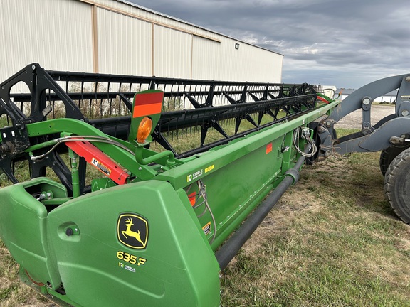 2018 John Deere 635F Header Combine
