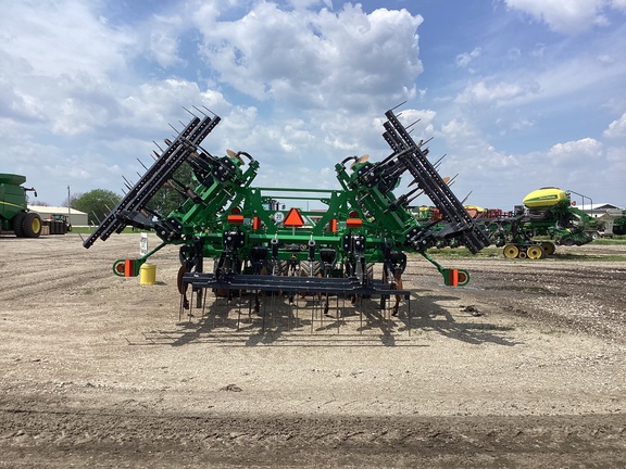 2021 John Deere 2730 Disk Ripper