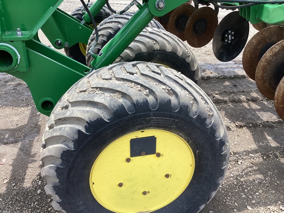 2021 John Deere 2730 Disk Ripper