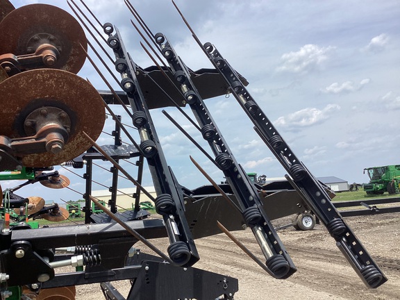 2021 John Deere 2730 Disk Ripper