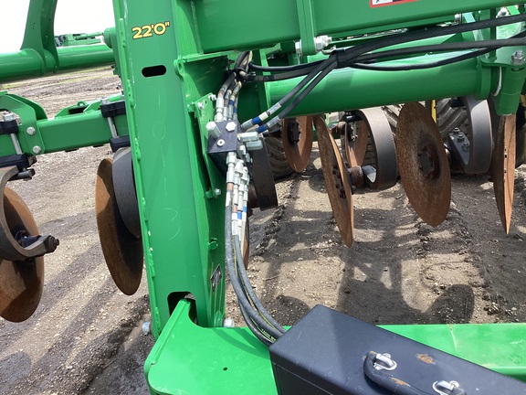 2021 John Deere 2730 Disk Ripper