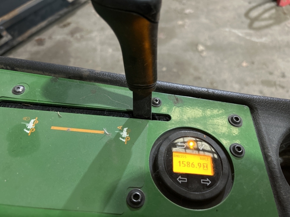 2020 John Deere 1570 Mower/Front Deck