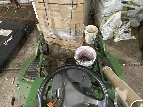 2020 John Deere 1570 Mower/Front Deck