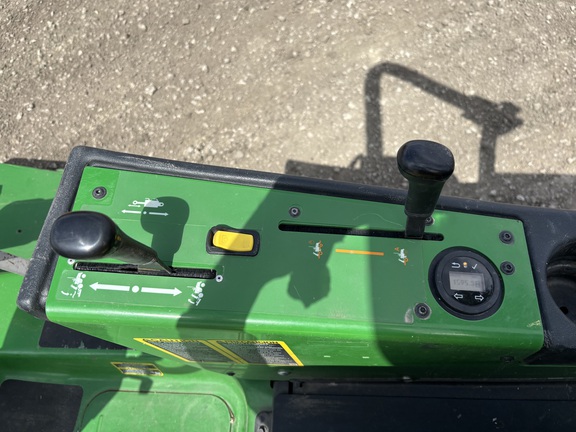 2020 John Deere 1570 Mower/Front Deck
