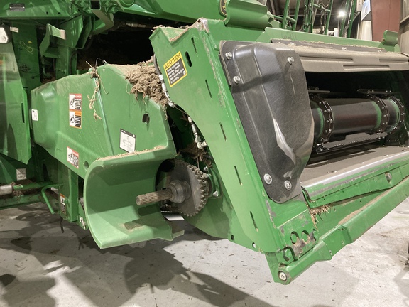 2022 John Deere S760 Combine