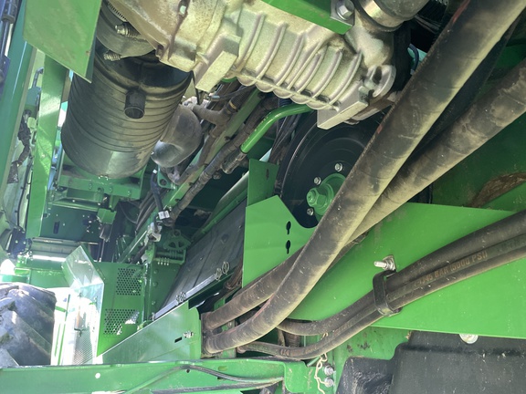 2022 John Deere S760 Combine