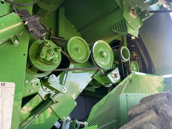 2022 John Deere S760 Combine