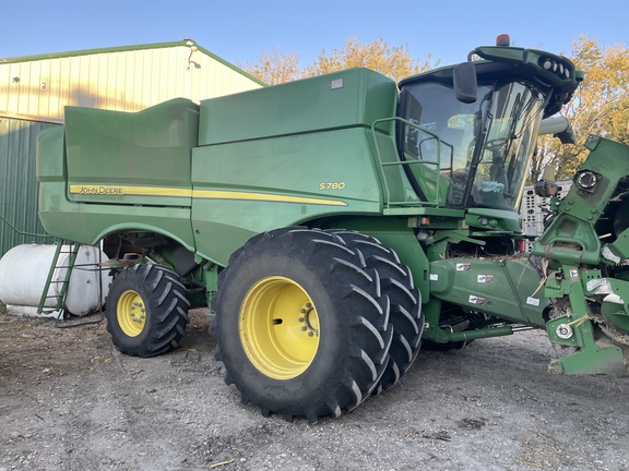2018 John Deere S780 Combine
