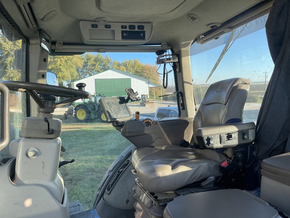 2016 John Deere 8370R Tractor
