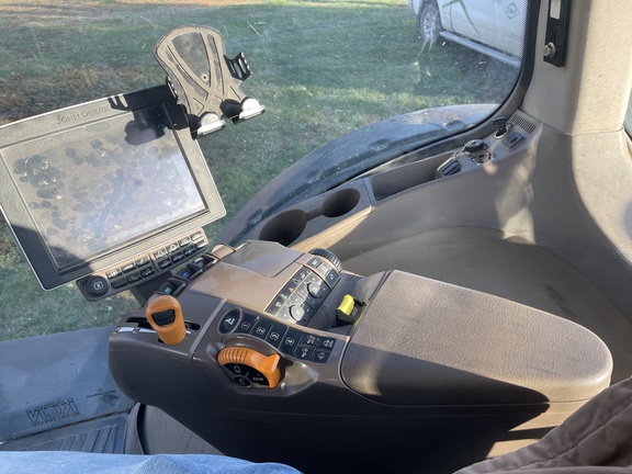 2016 John Deere 8370R Tractor