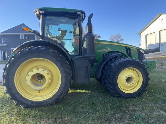 2016 John Deere 8370R Tractor